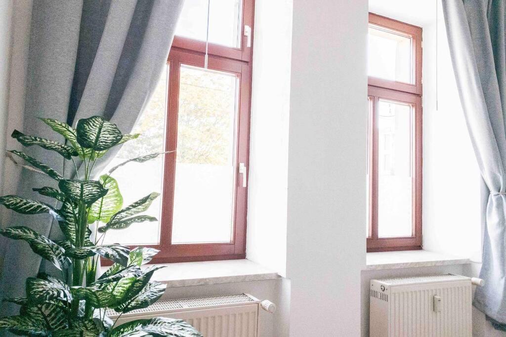 Top Moderne Wohnung In Leipziger Altbau - Netflix Inklusive Εξωτερικό φωτογραφία